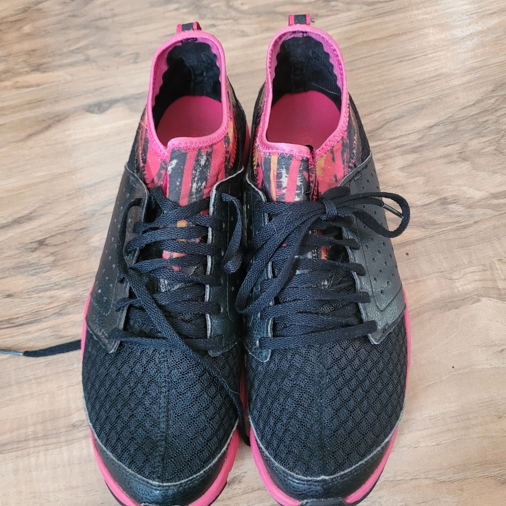 Reebok 3D Fuse Frame Womens Size 8.5 Sneakers